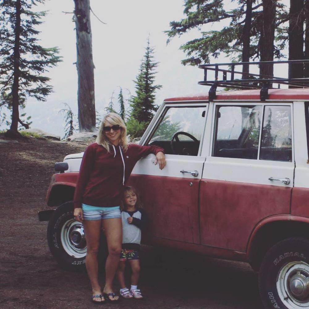 Meet your Posher, Mehama